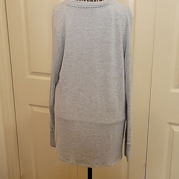 ATHLETA Gray Model Pullover   Size Small - Picture 4 of 8